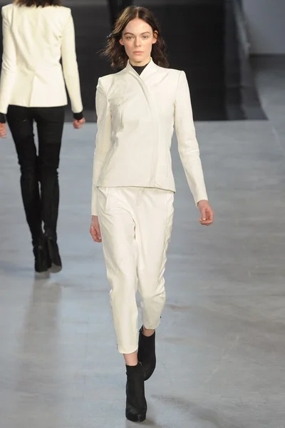 Look 2